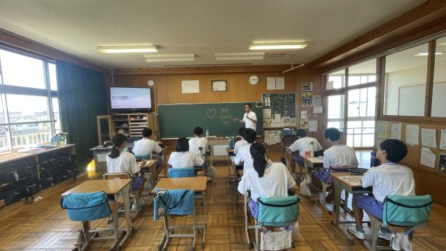 浜松市立北星中学校２年生にキャリア教育授業　テーマは「共に生きていく」